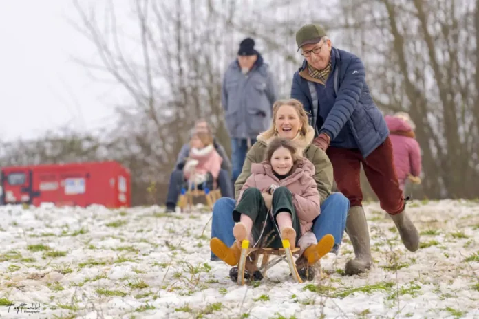 sneeuwfestival - sint truiden - slee- sleeën - cicindriavallei- sneeuw in limburg